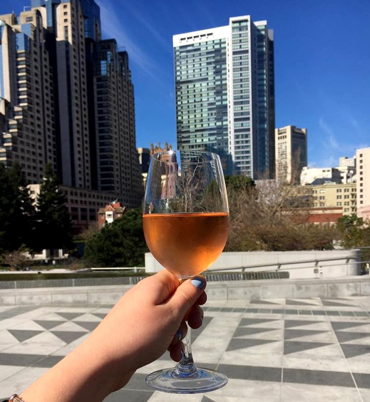 bbarsf's tweet photo. Your Friyay #happyhour starts now! $1 Oysters, $6 sangrias, $5 beers & $7 wine. See you soon! #BbarSF https://t.co/bCSXdEyBJH