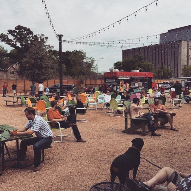 happy #NationalDogDay, #Houston! catch us <a href="/kirbyicehouse/">Kirby Ice House</a> until 01:30 AM! try our new banh mi dog while you can! 😛