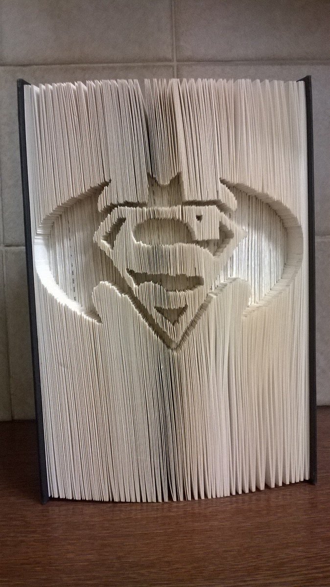 bookfoldgifts's tweet photo. #BatmanVsSuperman #foldedbook #handmade #giftsforhim https://t.co/eqPLMx7iw0