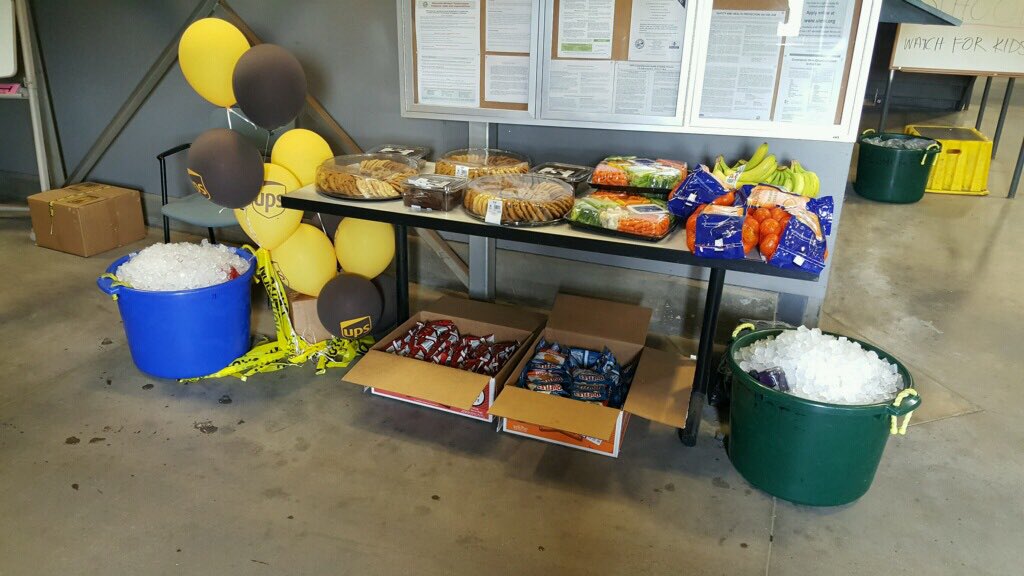 NP_UPSers's tweet photo. Maple Grove Twi celebrates Founders' Day in style! #lookingfinefor109 #WeAreUPS https://t.co/yfYVGktcLT