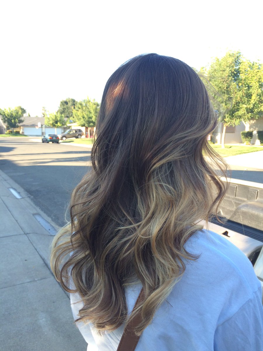 CarsonCossey's tweet image. New hair😇