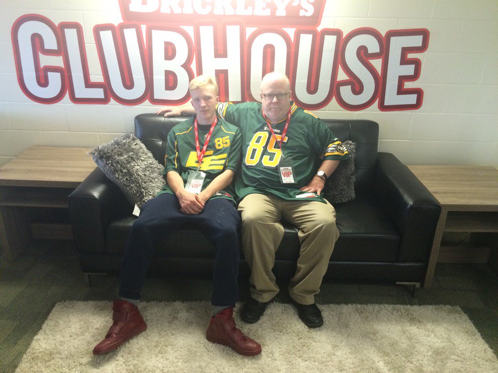 Pstlpeat's tweet photo. Watching the game in luxury at the Brick Clubhouse @StolleryKids @TheBrick #CFLGameDay https://t.co/7NzSAO2g71