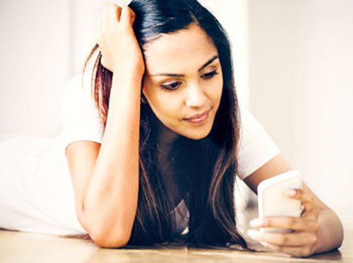 eenadulivenews's tweet photo. కుర్రకారు టాప్‌ యాప్‌లివే https://t.co/7TXadSOJy8
#Eenadu_SplPage #Eetharam #Top_Apps https://t.co/gpDaMtbZos