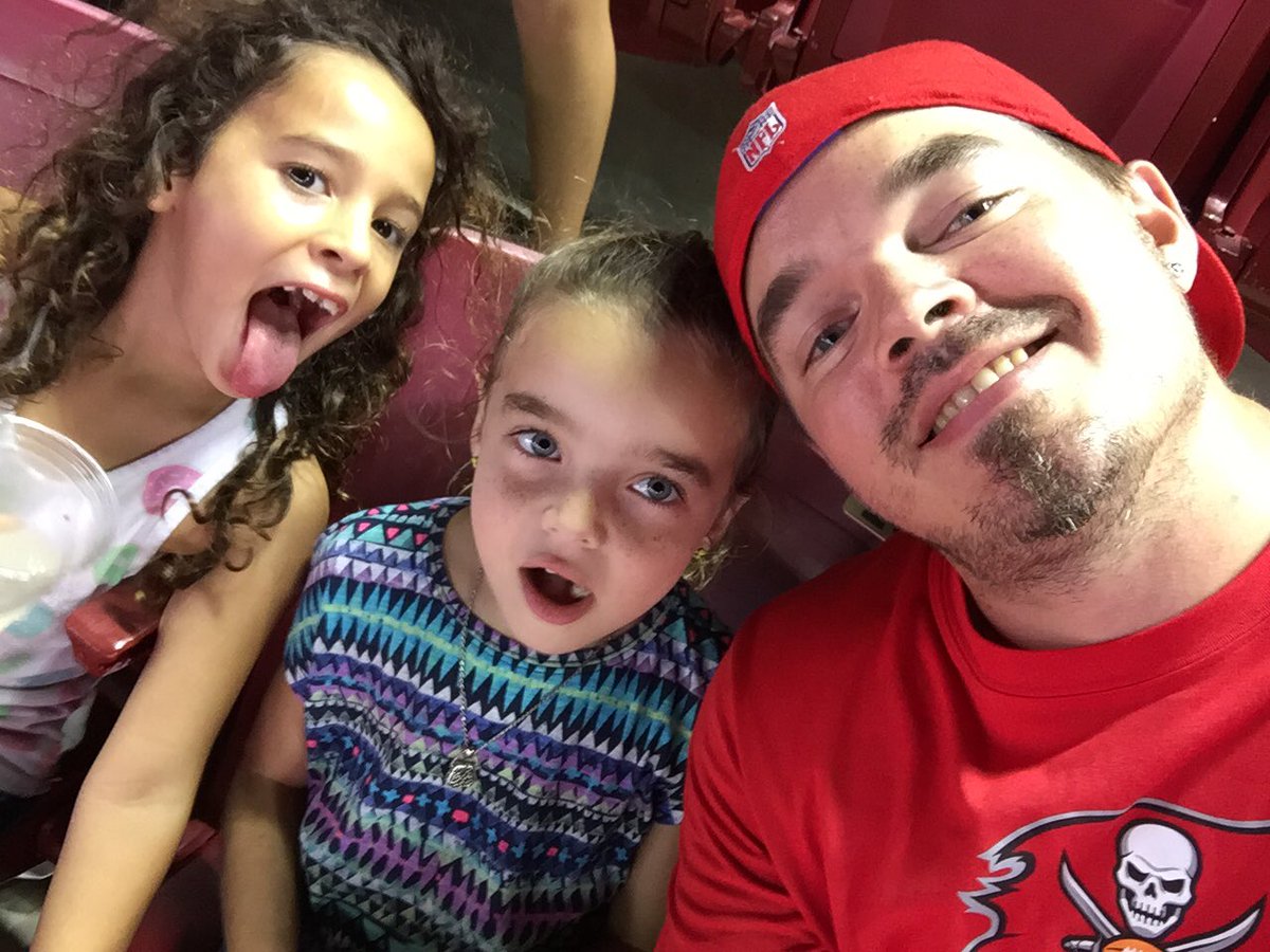 RobShinsky's tweet image. #SiegetheDay