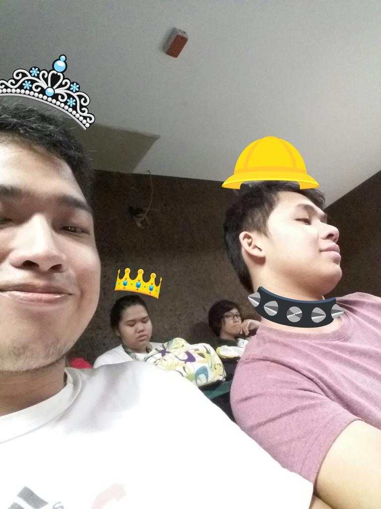 Hashtag_wacky tweet picture