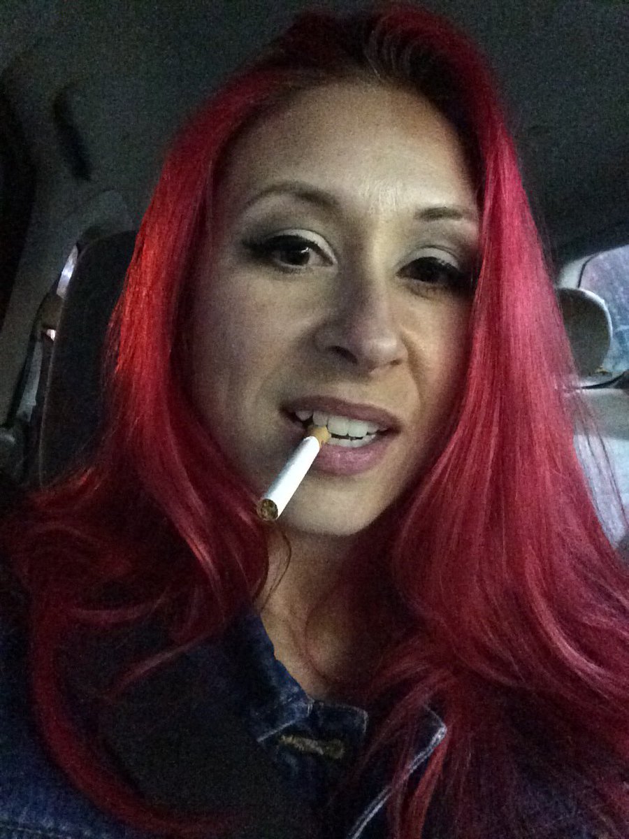 HollyMolybabe's tweet photo. This lucky cigarette was in @MrDewLily. Now it's in me. Good thing I don't smoke. #Souvenir https://t.co/MFidU9vWOu