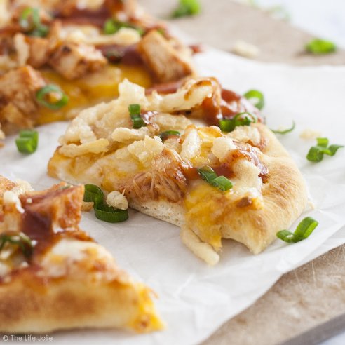 delishogram's tweet image. BBQ Chicken Flatbread Pizza.. by @thelifejolie delishogram.com/submissions/bb…, #feedfeed #nom #homecooking