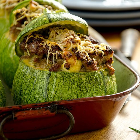 delishogram's tweet image. Breakfast Stuffed Zucchini.. by @idratherbeachef delishogram.com/submissions/br…, #nom #eeeeeats #instafood