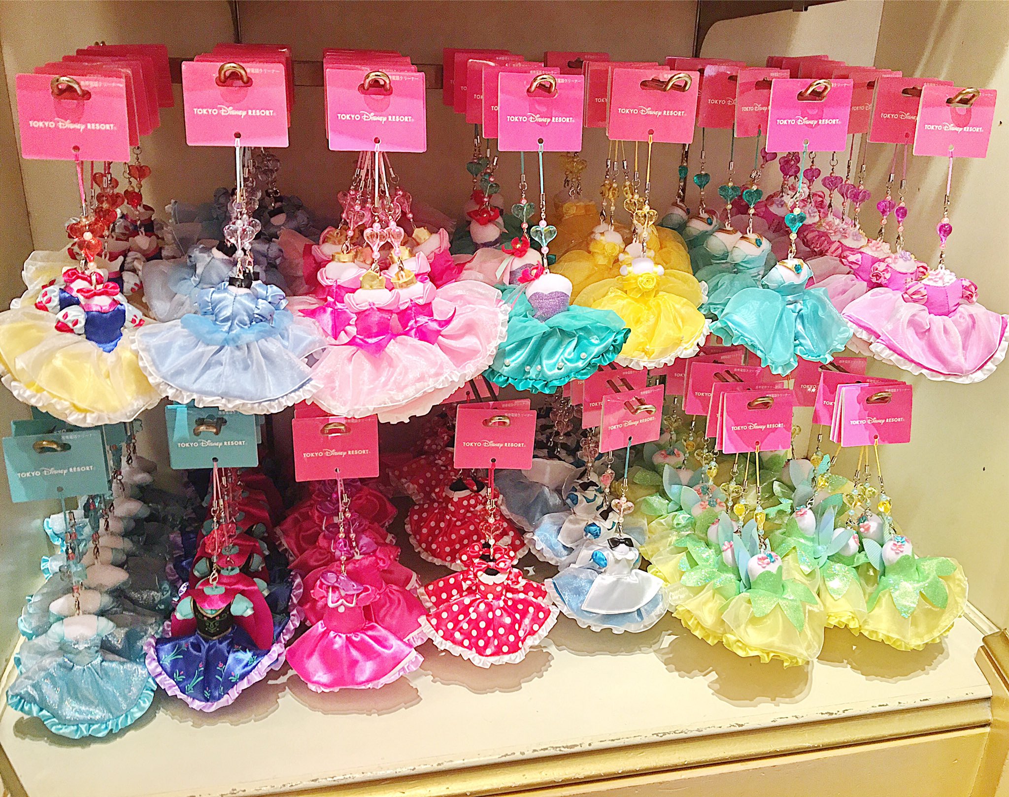 ディズニープリンセスドレススマホクリーナー バラ売り不可 ガールズキャラも続々☆ディズニーランドのプリンセスドレス