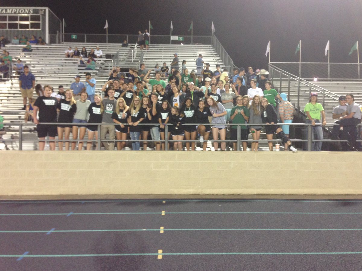A little rain delay can't keep the student section down! "Bulldogs have Pride and Spirit!" #SpiritPrideHonor