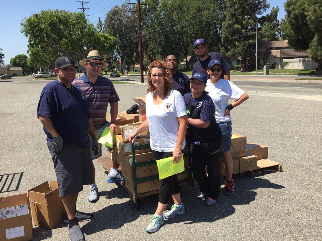 buss_rhonda's tweet image. Thank you, Michelle Fletcher, CMS Library Media Tech, for leading ABC&apos;s textbook distribution!