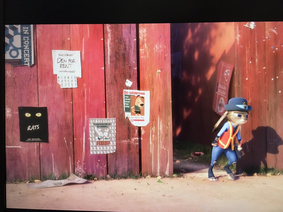 マッパ ズートピア 小ネタが実に豊富 ポスターがパロディだったり 森の建築家 ことビーバーが本当に建設作業やってたり しっぽでコンクリならすの可愛い