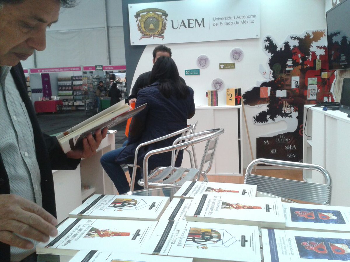 Redalyc's tweet photo. ¡Nuestro primer día en la @Filem_mx! 
#RedalycEnFilem https://t.co/XW18qZvHMW