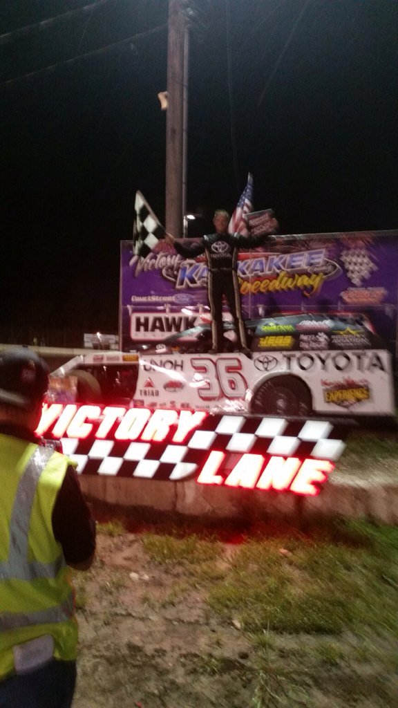 Kenny_Wallace's tweet image. We win our fair share of big DIRT races. But even I am caught off guard. We #ParkedIt for the second night in a row.