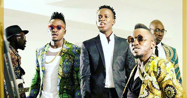ChitoNdhlovu's tweet photo. #AfricanTop40 Take it Slow @willypaulbongo @SautiSol
Maintaining that spot 3 weeks now!
@UrbanRadio254 
🇰🇪🇿🇲™👌🏾 https://t.co/iRQ1bwGA0q