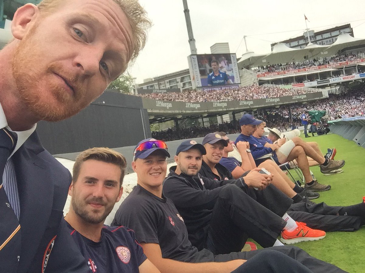 MarcLezar's tweet photo. #EngvsPak #yc4l https://t.co/HboXW1e30Z