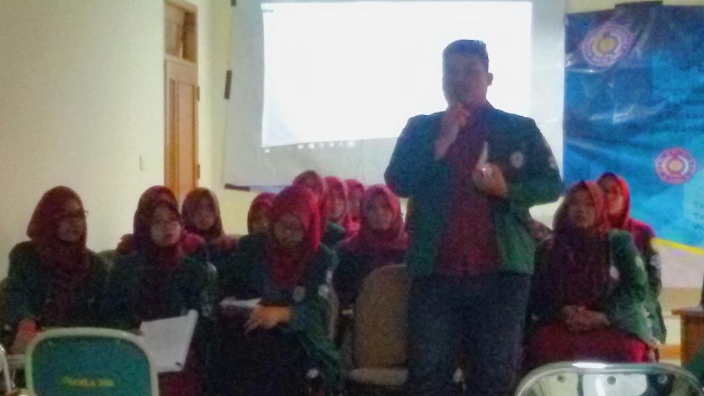 27.8.16 Alhamdulillah <a href="/BEMFIKesUHAMKA/">BEM FIKES UHAMKA</a> saatnya yang memberikan laporan pertanggungjawaban kegiatan selama 1 periode