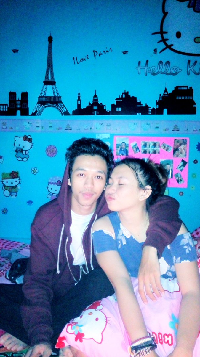Ejoooys's tweet photo. Hey semangatku 😘 @RahmayantiAsti https://t.co/ATn8p3IRSi