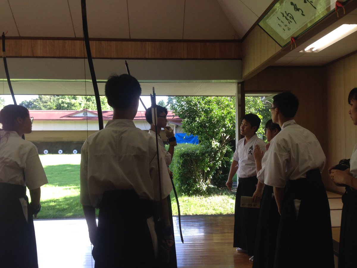 IBUGK's tweet photo. 昨日より2日間筑波大学にて、中国弓道訪問団と島田商業高校と武大で交流を行いました。短い時間でしたが弓道を通じてたくさんの交流ができたと思います。 https://t.co/LEpsEvskEK
