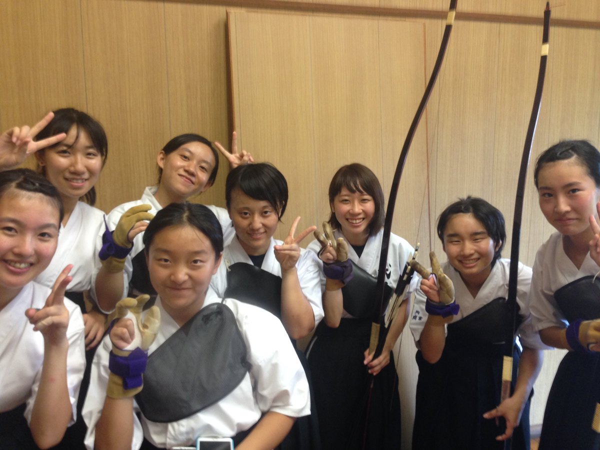 IBUGK's tweet photo. 昨日より2日間筑波大学にて、中国弓道訪問団と島田商業高校と武大で交流を行いました。短い時間でしたが弓道を通じてたくさんの交流ができたと思います。 https://t.co/LEpsEvskEK