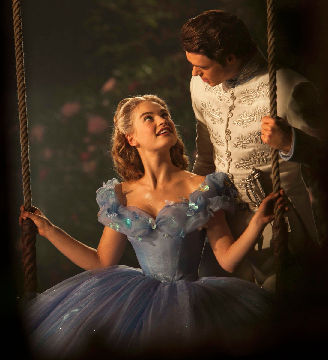 xYourFavOTP's tweet photo. Prince Kit x Ella // Cinderella (2015) https://t.co/i7ju3EtOcQ