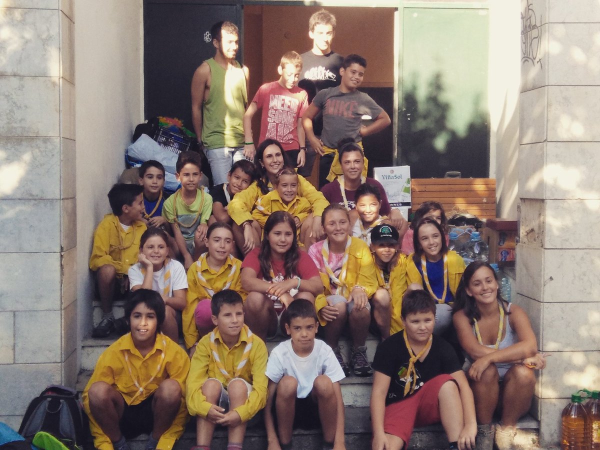 CauVistaAlegre's tweet photo. Els #Llids ja estem preparats per marxar de #campaments !!  #ElsIntendentsSónUnsIlluminats #SócDeCau https://t.co/69YZybxobn