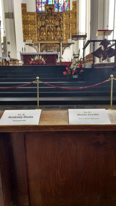 View image on Twitter