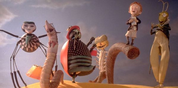 'James Bond' Director May Direct A Live-Action 'James and the Giant Peach' Remake cult.li/824449