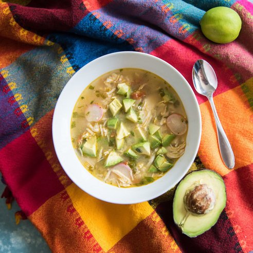 delishogram's tweet image. Chicken Avocado Lime Soup.. by @HouseofNashEats delishogram.com/submissions/ch…, #foooodieee #yum #instafood