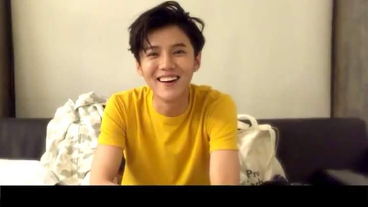 LUHAN (鹿晗) FANBASE tweet media