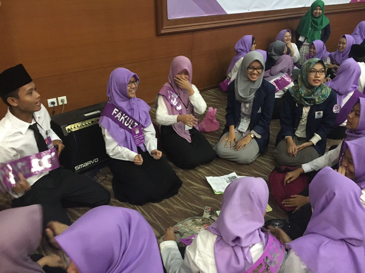 PBAKFPsi2017's tweet photo. Situation mentor, pj dan menti nya #1 https://t.co/43fPf1dUsF