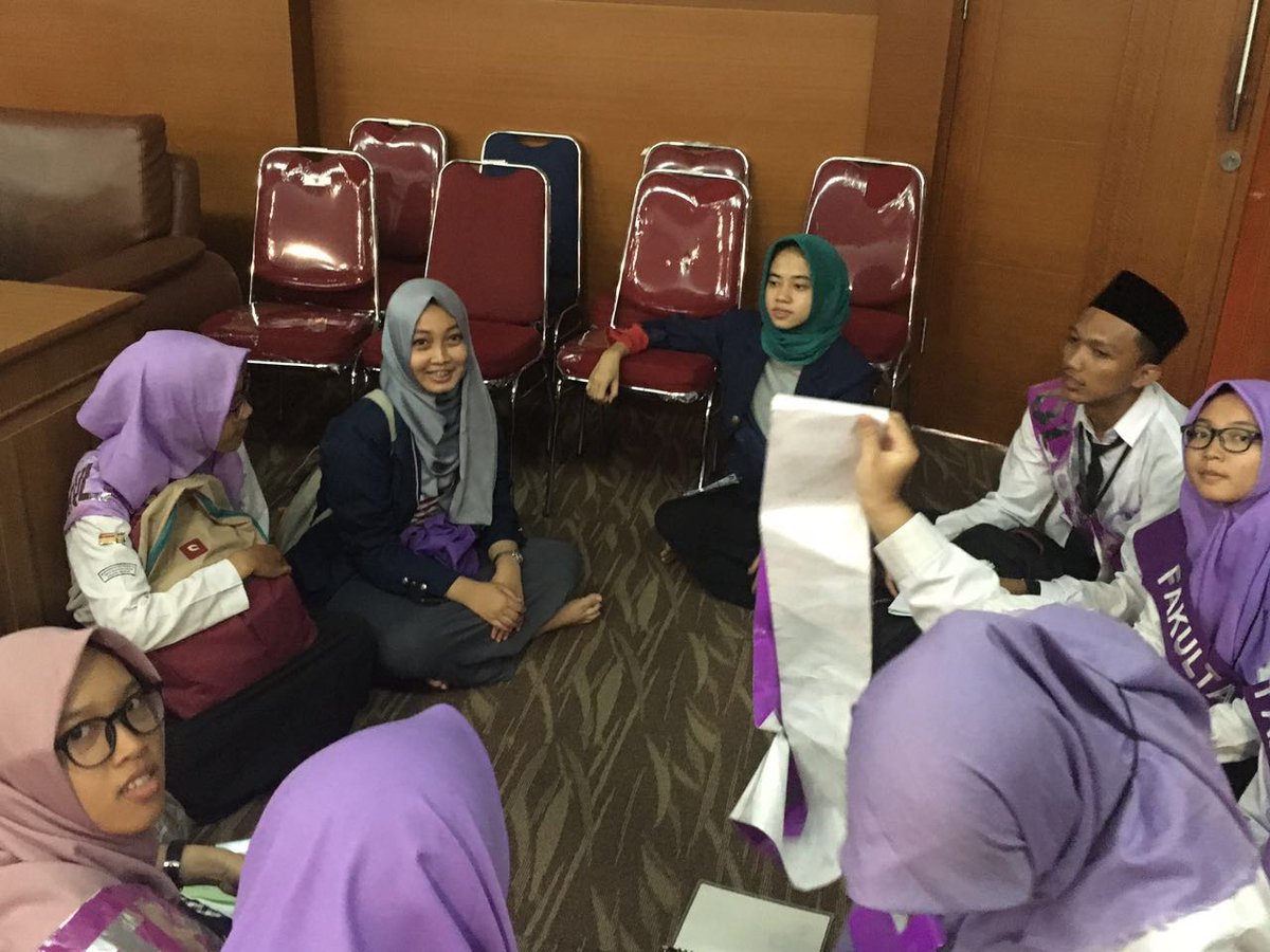 PBAKFPsi2017's tweet photo. Situation mentor, pj dan menti nya #3 https://t.co/qq3PuxtMbM