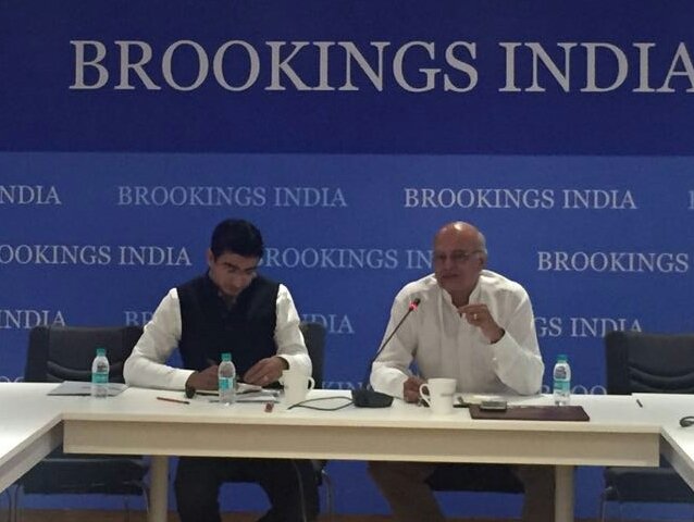 CSEP_Org's tweet photo. Shivshankar Menon, Brookings Distinguished Fellow and former NSA, at our 1st Foreign Policy Research Workshop https://t.co/vV5icDGtUa