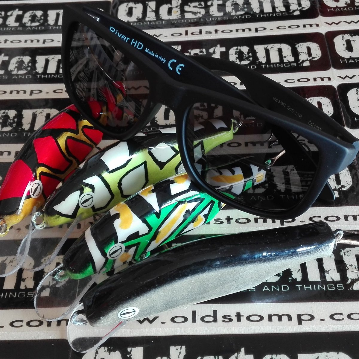 Oldstomp's tweet photo. Oldstomp & River HD
#oldstomp #fattiamano #madeinitaly #hardbait #pescare #fishing #legno #wood #riverhd #occhiali https://t.co/VDK37EHJqc