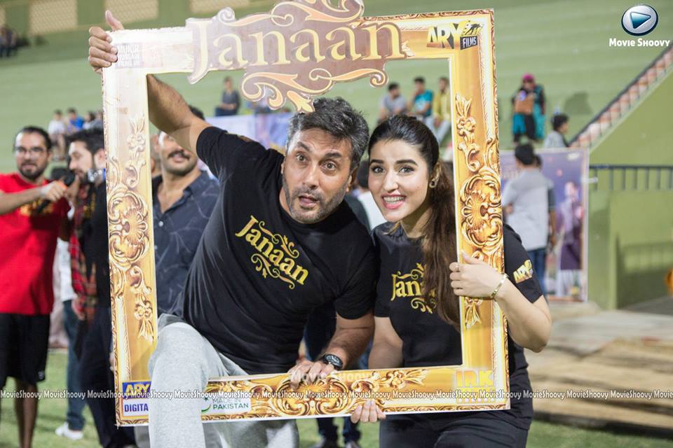 Spotted <a href="/adnanactor/">Adnan Siddiqui</a> and @HareemFarooqq at Celebrity #Cricket Match by <a href="/aryfilmsary/">ARY Films</a> <a href="/samramuslim/">Samra Muslim</a> <a href="/HareemFarooqFC/">Team Hareem Farooq</a>