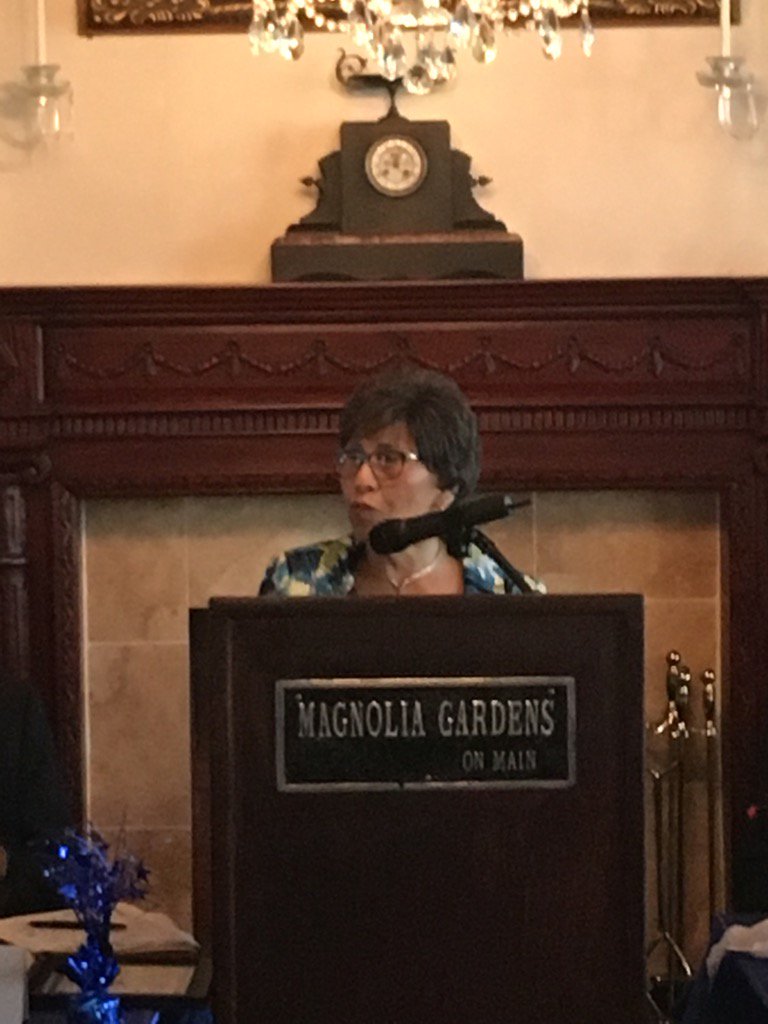 TexasAFLCIO's tweet photo. Rousing #SACLC, Linda Chavez-Thompson notes "scariest presidential election ever." Yep. #TxAFLCIO #1u #ShesWithUs https://t.co/F64GASna04