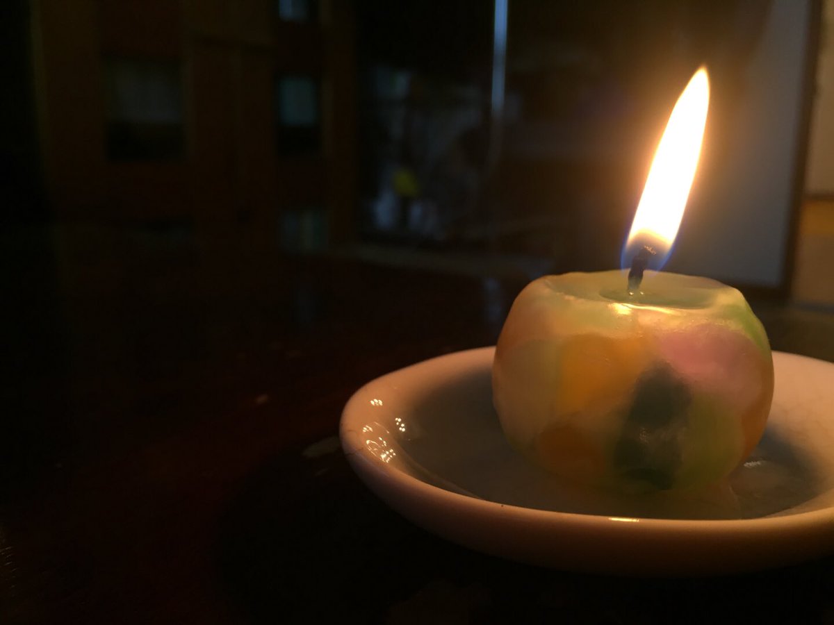 aimaru610's tweet photo. #candle #relax #color #handmaide
今日もお疲れ様でした♡ https://t.co/Ua9ipG1FAC