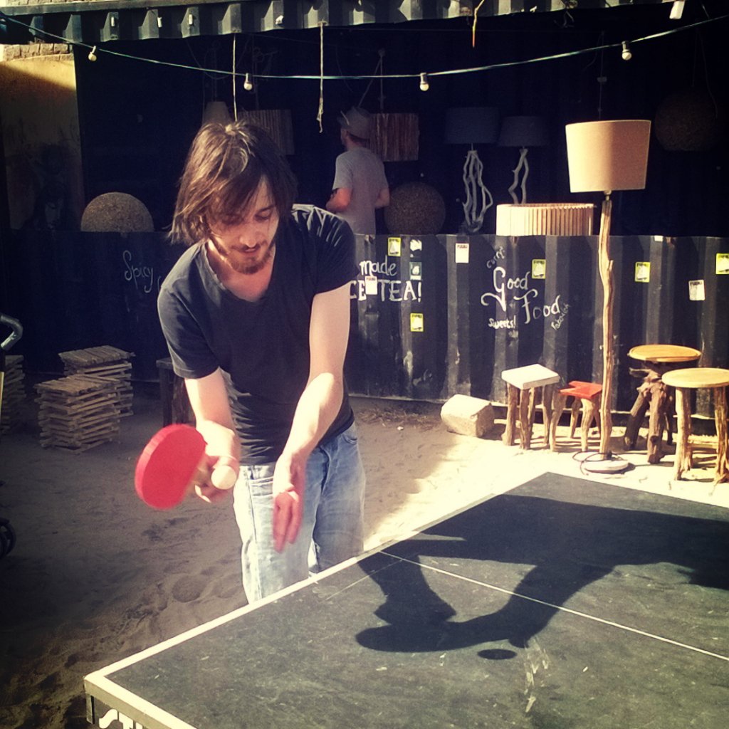 Pre-show work out; très important! Showtime at 17:00 at <a href="/dekaaij/">dekaaij</a> #pingpong #Nijmegen #DeKaaij