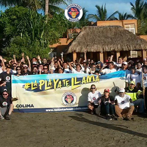 VoluntModelo's tweet photo. Arrancamos #LaplayaTeLlama, gracias a los #VoluntariosModelo por obsequiarnos su mañana y ayudar a nuestras playas.🏝 https://t.co/xn8t6rRhpA