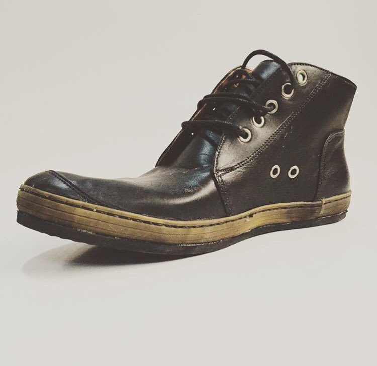 Coming soon  |  manual construction sneaker  |  sitrana.com