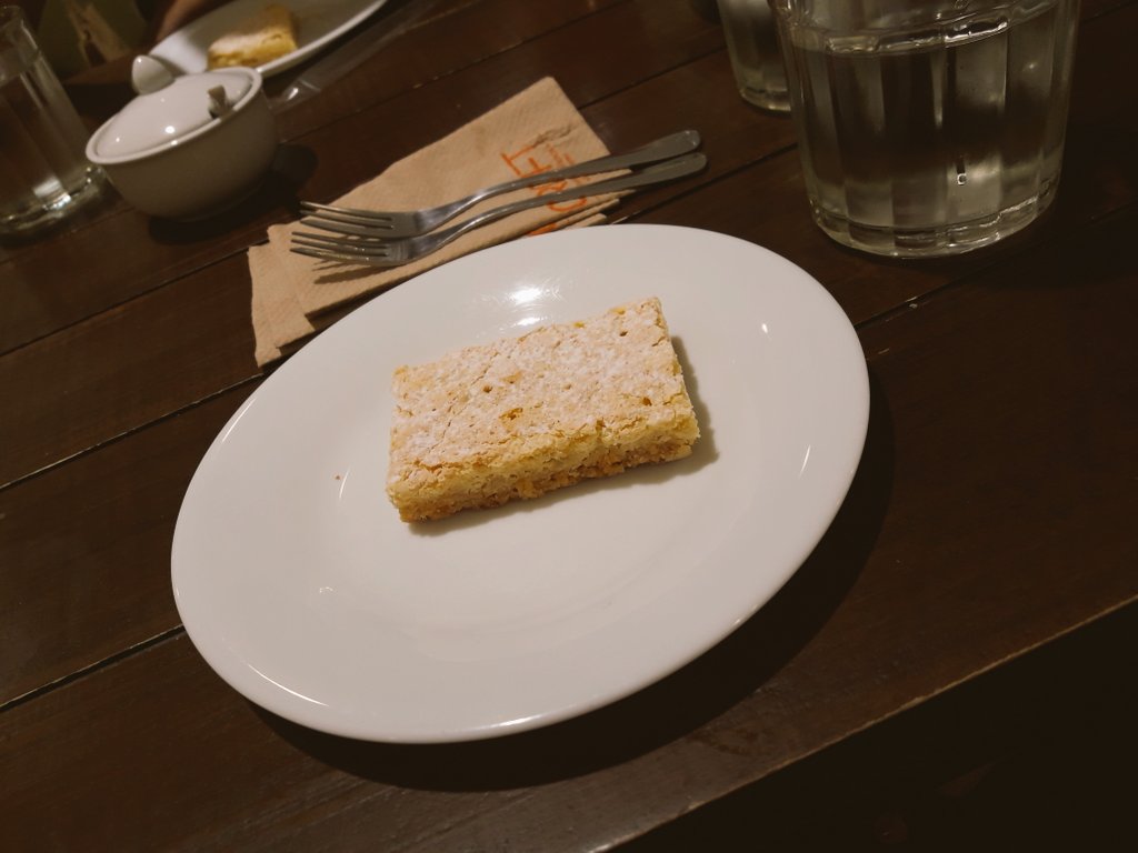 arbeezaragoza's tweet image. A year ago, CBTL tore my heart when they removed the Lemon bar. I&apos;ve found a new provider.  #craftcoffeerevolution