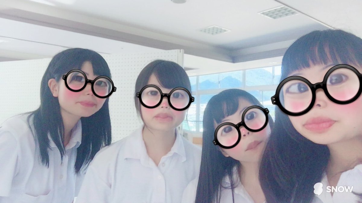 RAYMs_monkey's tweet photo. ひさびさに #RAYMs 集合🐰💓
やっぱ4人はたのしい
安定のトイレ前撮影👀
テスト終わったらあそぶぞ💫
だいすき!!!!らぶ!!!! https://t.co/ZprBlrq1qQ