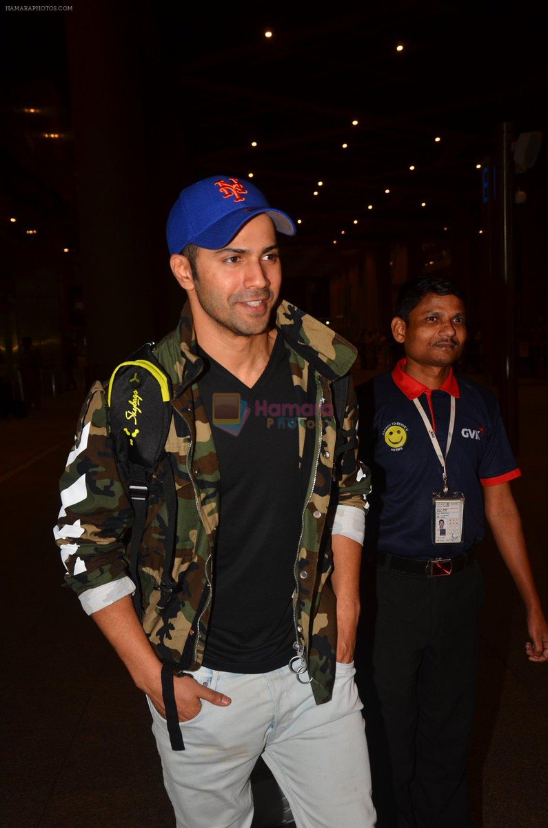 Varun_Kingdom's tweet photo. [PICS] Varun Dhawan comes back to Mumbai after Dream Team Tour @Varun_dvn https://t.co/AjySZST8t6