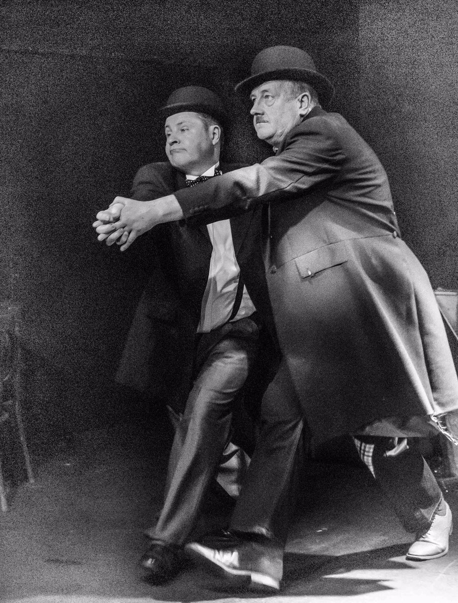 AFineMess2016's tweet photo. Have a selfie with #LaurelandHardy outside @theSpaceUK on the Mile at 17:30 today.  See the show at 19:05 @edfringe https://t.co/5VS3jHAxbI