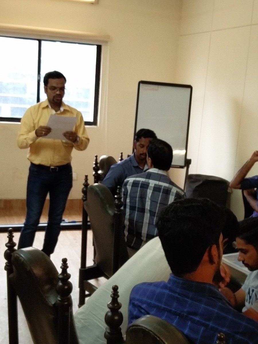 r_uttamchandani's tweet image. @AryanSarath presenting his ideas on #influencermarkering at the #digitalcpc @socialbeatindia