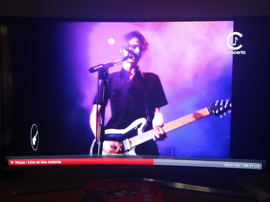 pluggedtheband's tweet image. Chilling after our weekly rehearsals, watching @muse Live at the Astoria (2000) on @iConcertsTV !
