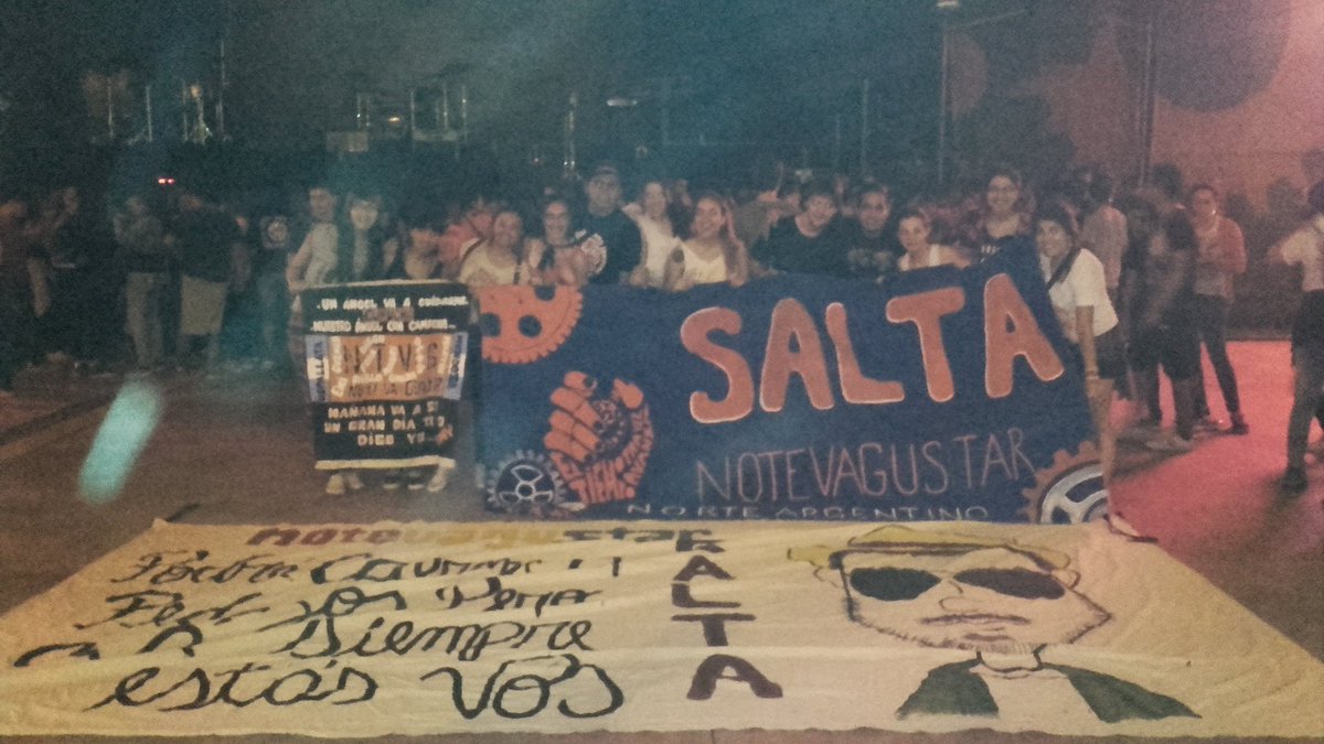 chechu_salta's tweet photo. Recital de la puta madre!!! #NtvgenSalta https://t.co/M9azIRi4aK
