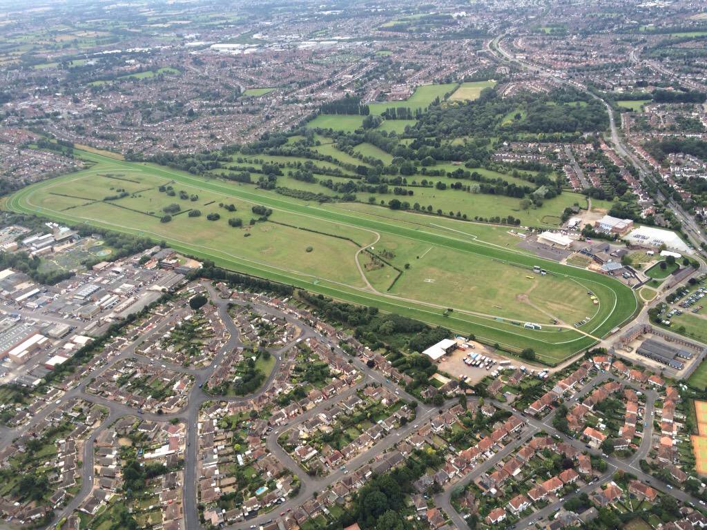 EventsKube's tweet photo. With parking for over 2000 cars, we are an ideal venue close to the city! https://t.co/MlRSHTOvQm