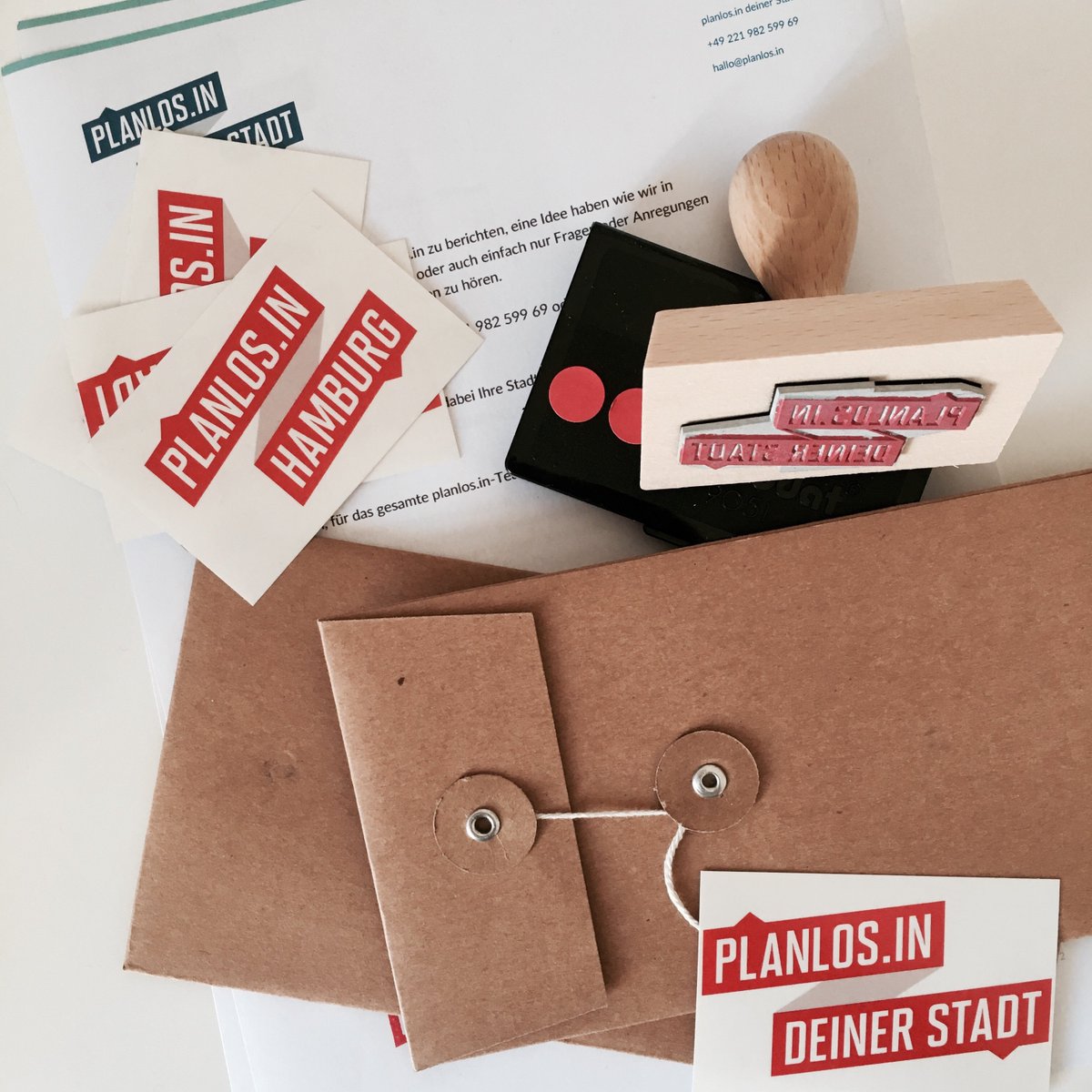 Heute wird bei planlos.in eingetütet. Wir hoffen, die Damen und Herren freuen sich über unsere Post...