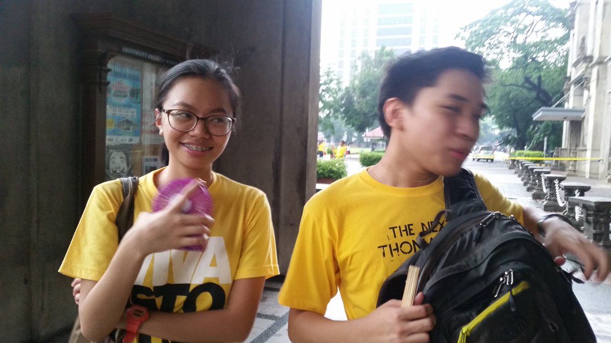 3DMT20152016's tweet photo. Tingin na malagkit https://t.co/LgYAMqAEWy